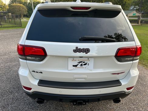 Used 2017 Jeep Grand Cherokee 4WD Trailhawk image 6