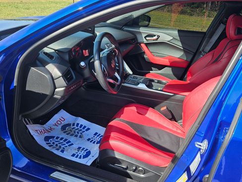 Used 2022 Acura TLX image 10