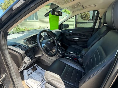 Used 2014 Ford Escape 4WD Titanium image 9