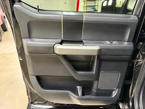 Used 2018 Ford F150 4x4 Crew Cab Raptor image 29