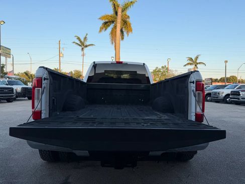 Used 2019 Ford F350 XLT image 5