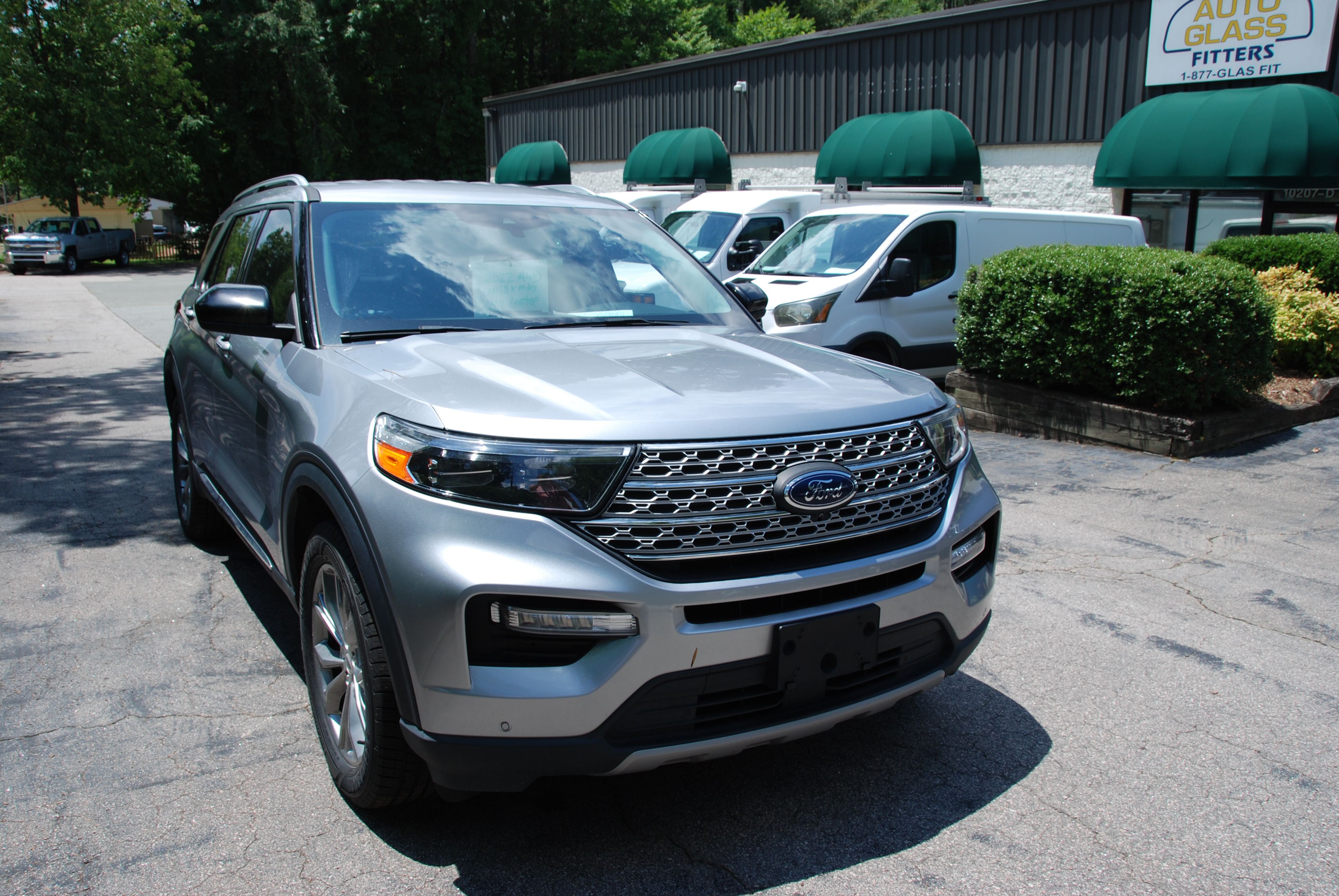 Used 2022 Ford Explorer 4WD Limited image 14