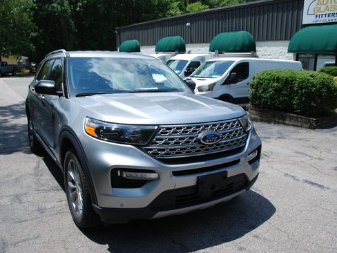Used 2022 Ford Explorer 4WD Limited image 14