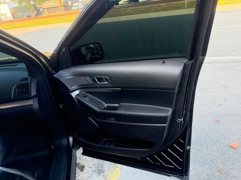 Used 2017 Ford Explorer 4WD Police Interceptor image 26