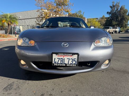 Used 2002 MAZDA MX-5 Miata LS RWD image 21