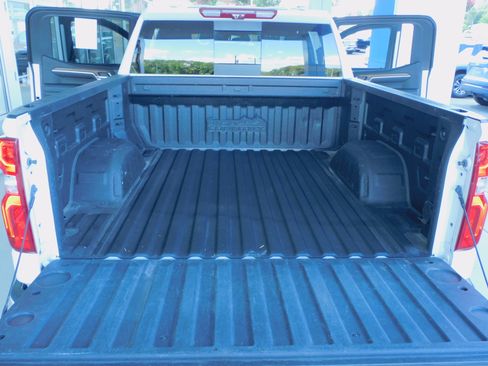 Used 2024 Chevrolet Silverado 1500 2WD Crew Cab High Country image 18