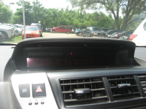 Used 2012 Toyota Prius V Four Wagon 4D FWD image 10