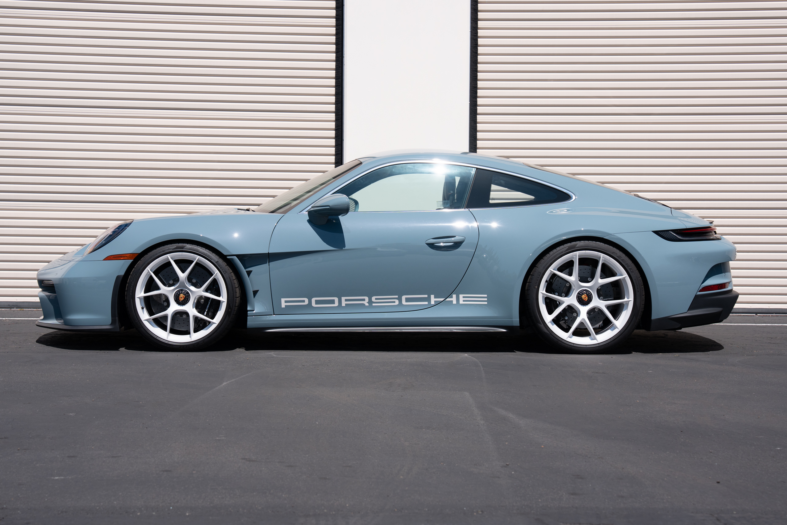 Used 2024 Porsche 911 S/T RWD image 83