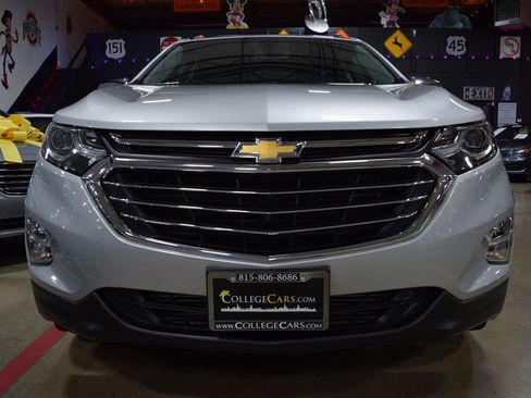 Used 2018 Chevrolet Equinox Premier image 10
