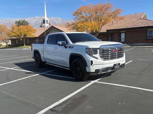 Used 2023 GMC Sierra 1500 Denali image 3