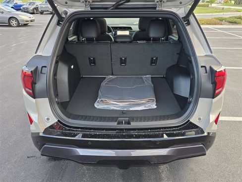 New 2026 GMC Terrain AT4 image 28