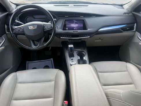 Used 2019 Cadillac XT4 Luxury image 7