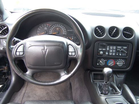 Used 2001 Pontiac Firebird Trans AM w/ WS6 Package RWD image 12