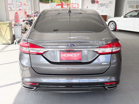Used 2017 Ford Fusion SE AWD image 5