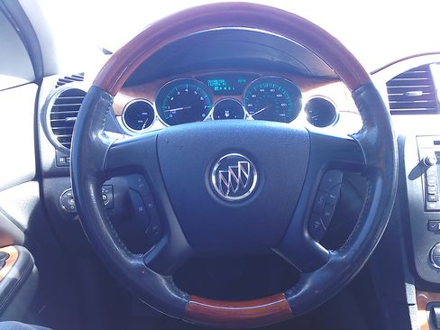 Used 2012 Buick Enclave Premium image 30