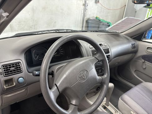 Used 1999 Toyota Corolla VE image 12