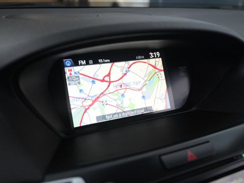 Used 2017 Acura TLX image 29