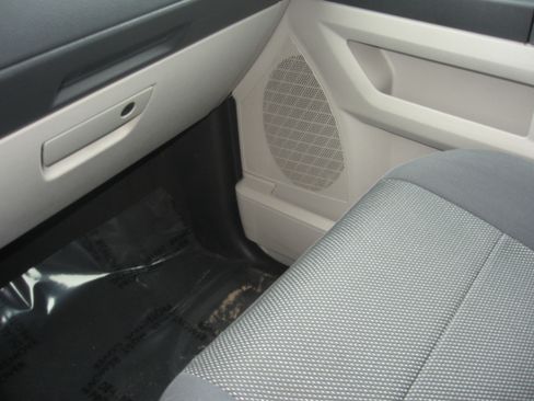 Used 2008 Dodge Grand Caravan SXT FWD image 12