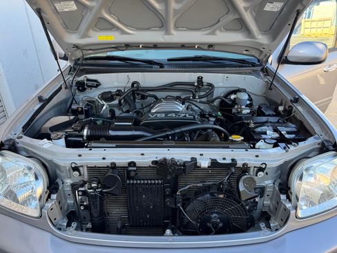 Used 2004 Toyota Sequoia Limited image 35