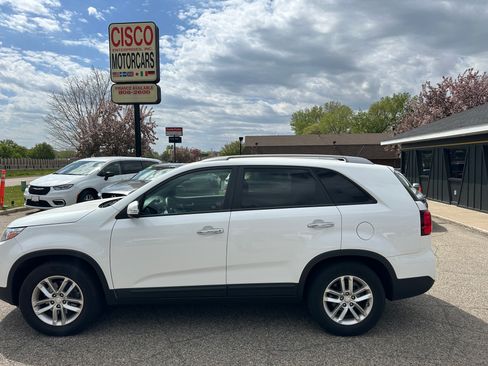 Used 2015 Kia Sorento FWD LX V6 image 5