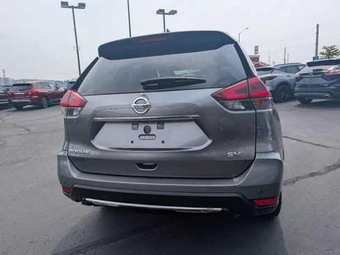 Used 2020 Nissan Rogue SV FWD image 5