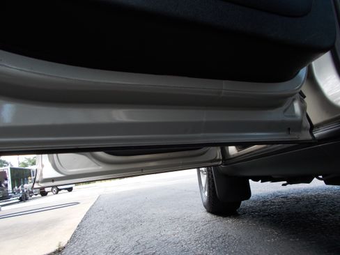 Used 2015 GMC Acadia SLE image 15