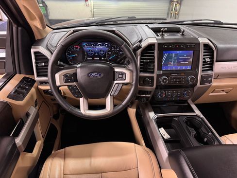 Used 2020 Ford F250 Lariat image 24