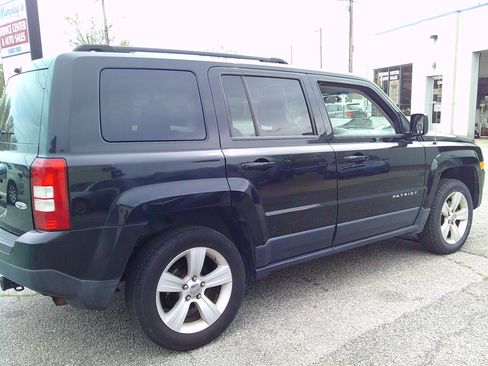 Used 2012 Jeep Patriot Latitude image 3