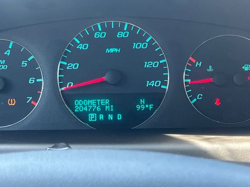 Used 2012 Chevrolet Impala LTZ FWD image 11