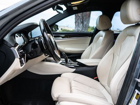 Used 2017 BMW 530i image 44