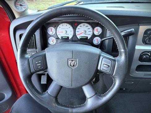 Used 2005 Dodge Ram SRT-10 SRT-10 image 34