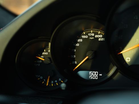 Used 2019 Porsche 911 GT3 Touring image 34