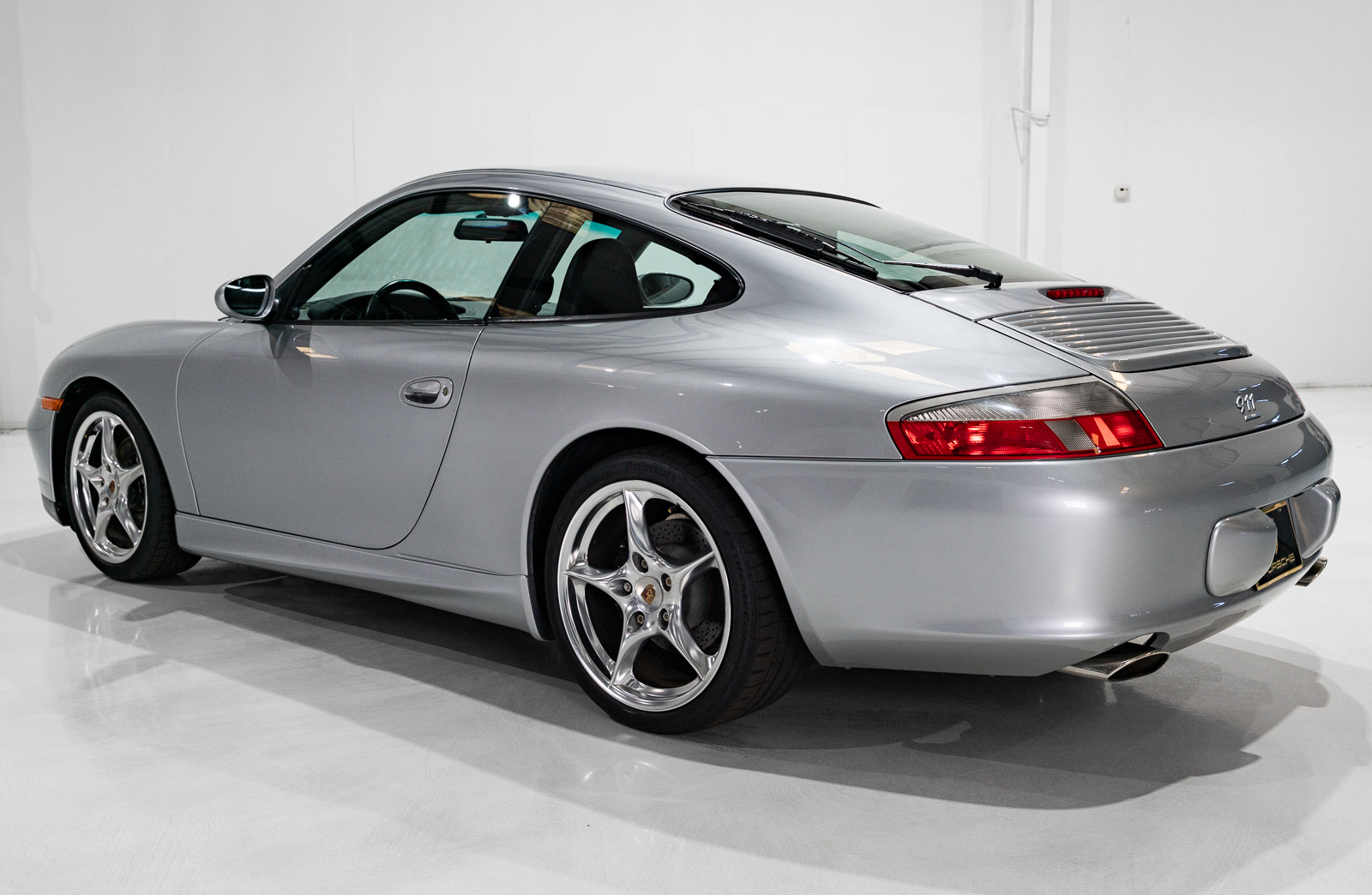 Used 2004 Porsche 911 40th Anniversary Coupe RWD image 8