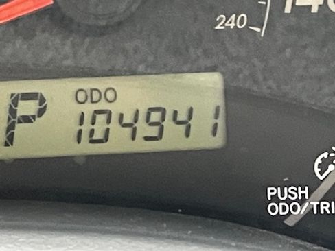Used 2011 Toyota Corolla LE FWD image 9