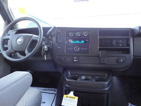 New 2026 Chevrolet Express 2500 image 19