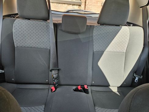 Used 2015 Toyota Yaris LE image 36