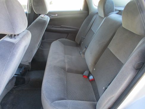 Used 2012 Chevrolet Impala image 6