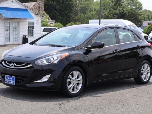 Used 2013 Hyundai Elantra GT image 3