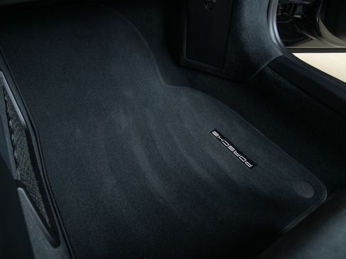 Used 2016 Porsche Cayman GT4 image 28