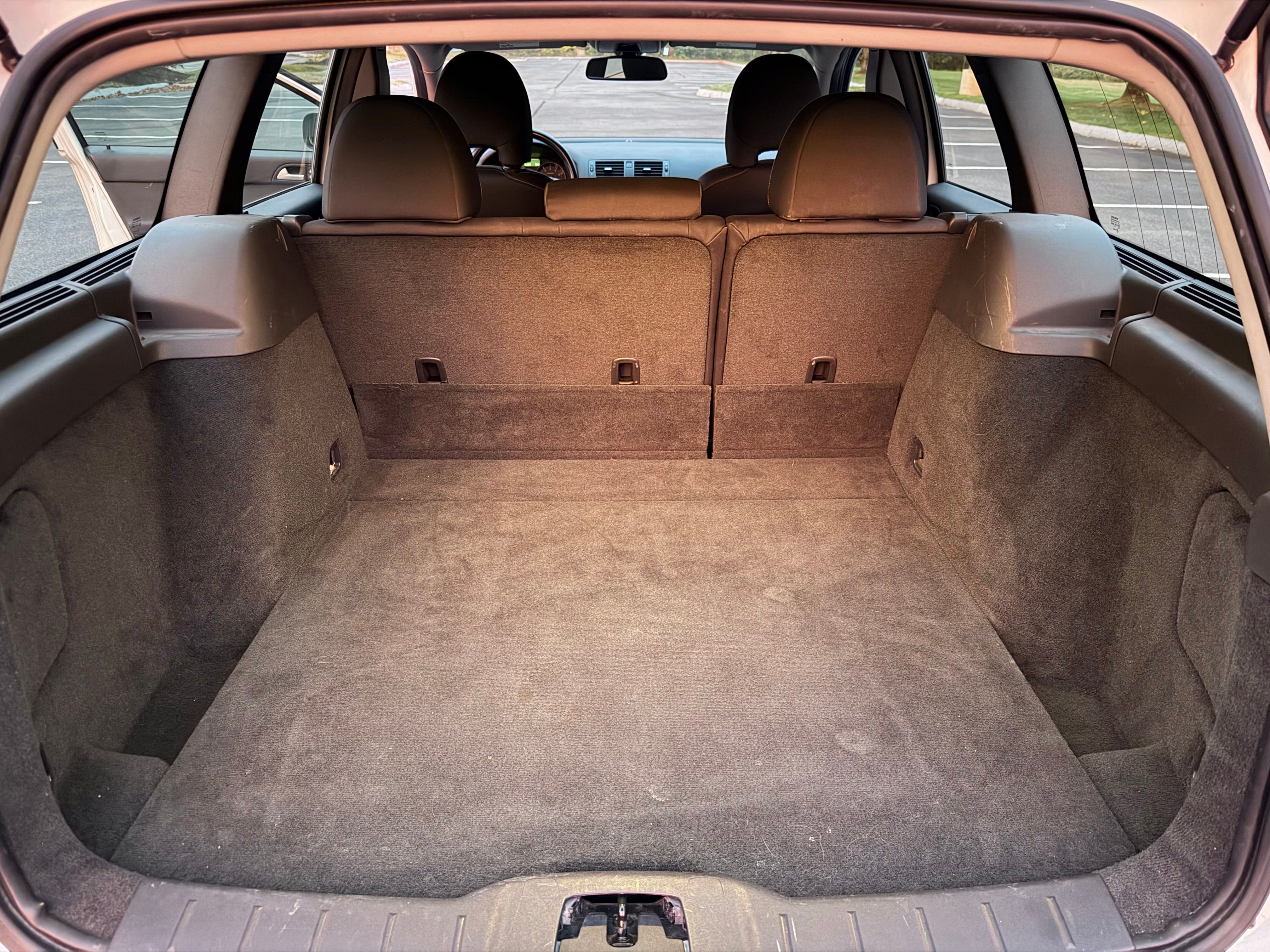 Used 2011 Volvo V50 T5 FWD image 30