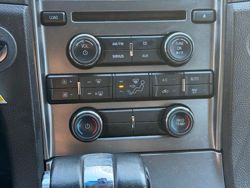 Used 2011 Ford Taurus Limited image 21