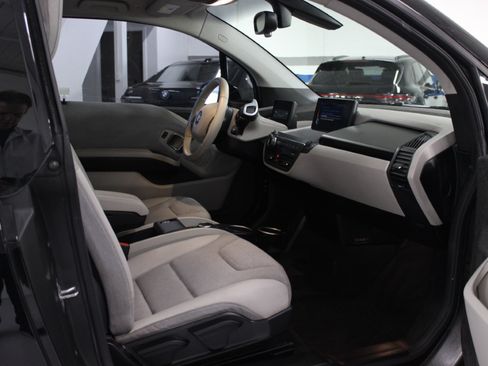 Used 2016 BMW i3 w/ Range Extender RWD image 31