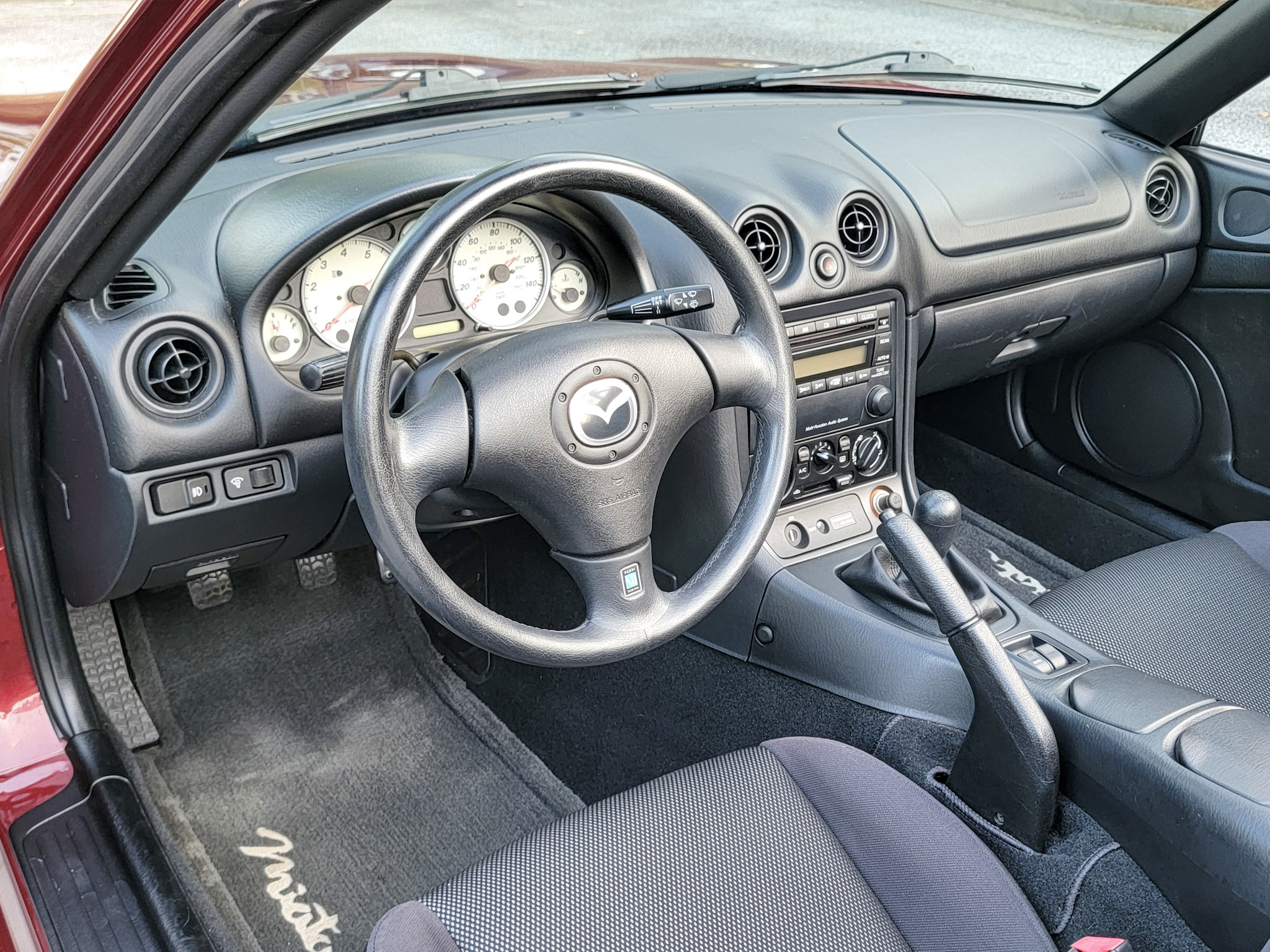 Used 2003 MAZDA MX-5 Miata UNAVAIL RWD image 64