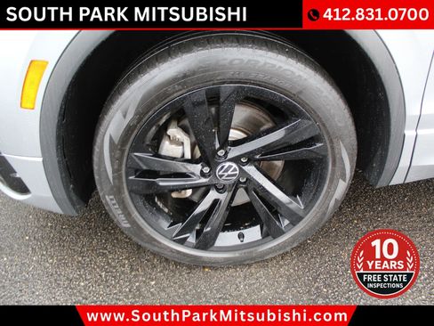 Used 2023 Volkswagen Tiguan SE R-Line image 26