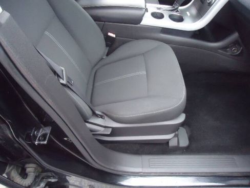 Used 2013 Ford Edge SE image 15
