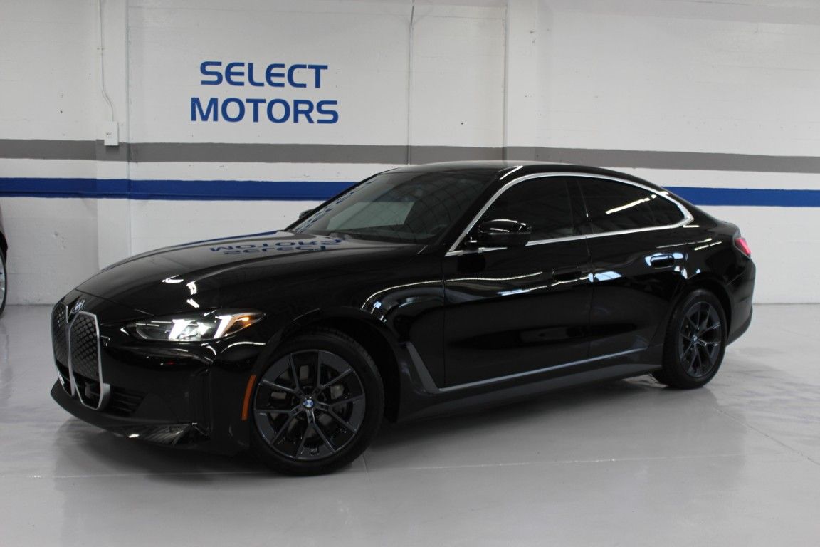Used 2025 BMW i4 eDrive40 RWD image 1