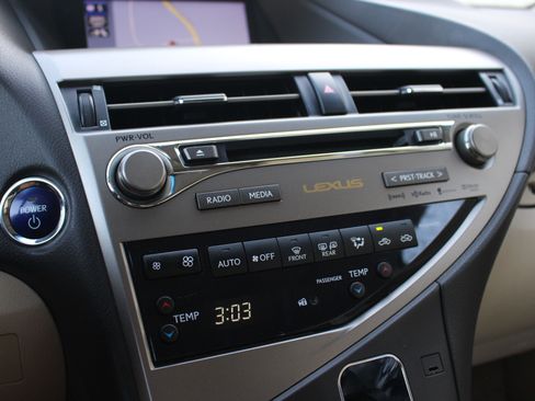 Used 2013 Lexus RX 450h image 31