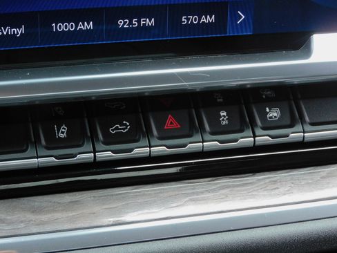 Used 2024 Chevrolet Silverado 2500 LTZ image 35