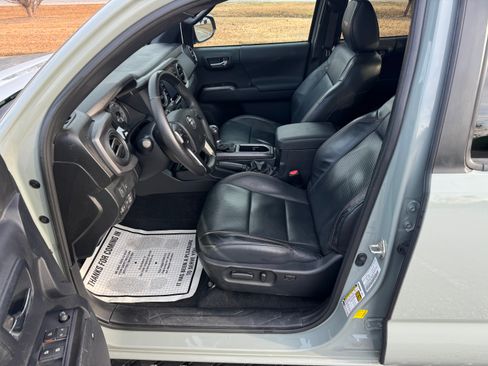 Used 2021 Toyota Tacoma TRD Pro image 12