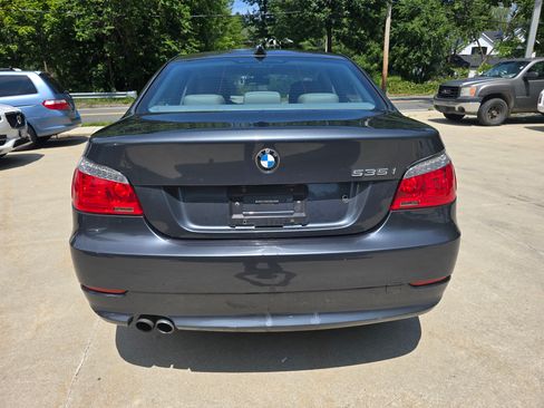 Used 2010 BMW 535i xDrive Sedan AWD/4WD image 3
